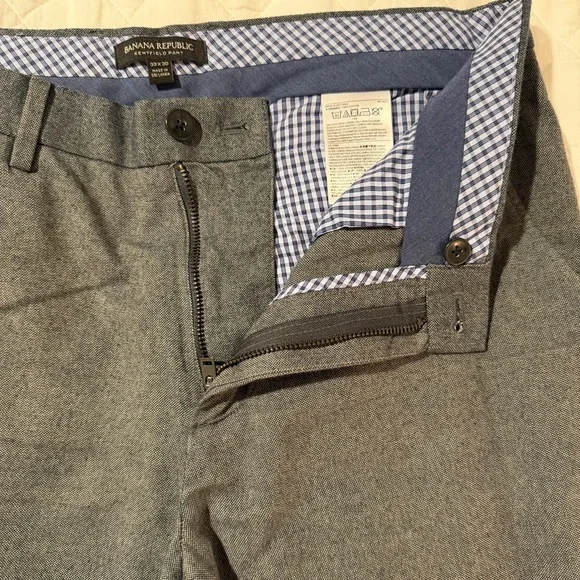 Banana Republic Charcoal Kentfield Pants - Picture 2 of 4